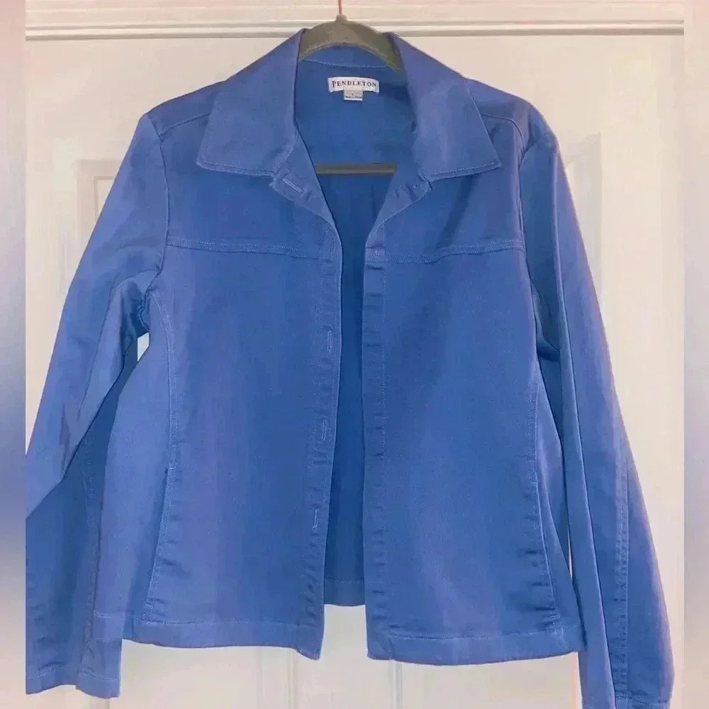 Pendleton Women’s Large Blue Light Weight Jacket